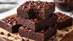 Brownies al cioccolato senza farina pronti in 20 minuti: l'ideale quando si ha voglia di qualcosa di dolce.